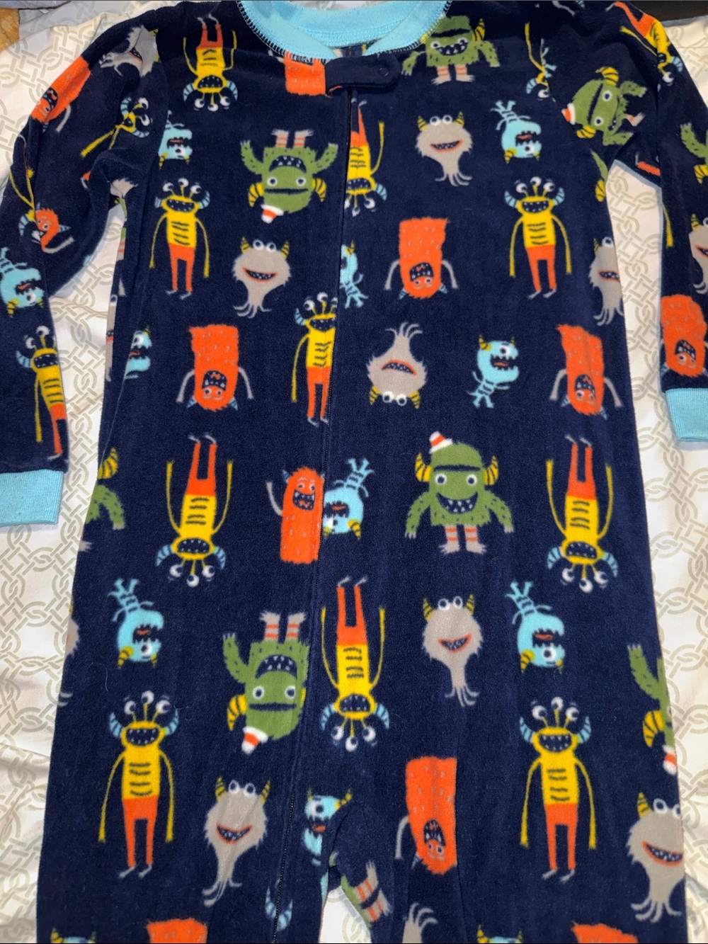 🏖️10 items for $20☀️ Carter's Navy Fleece Pajamas Colorful Monster footless